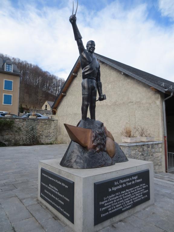 Hotel Les Deux Cols Sainte-Marie-de-Campan Værelse billede