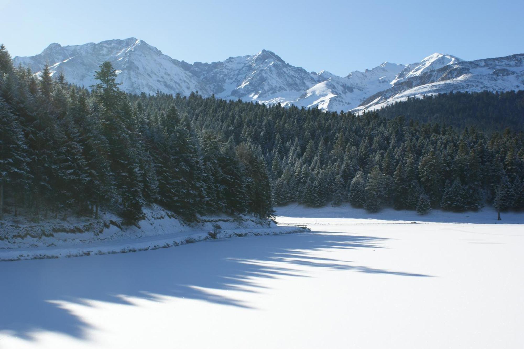Hotel Les Deux Cols Sainte-Marie-de-Campan Eksteriør billede