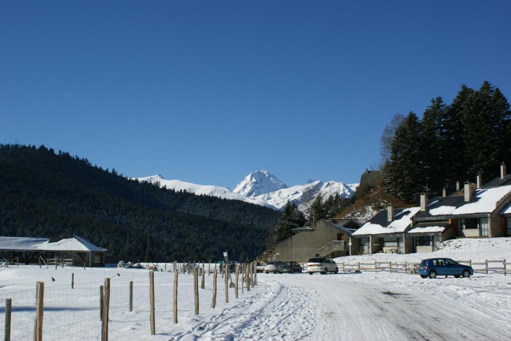 Hotel Les Deux Cols Sainte-Marie-de-Campan Eksteriør billede
